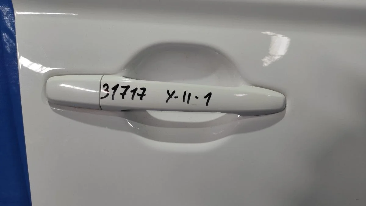 Ручка двери передней наружная правая Mitsubishi Outlander III рестайлинг 3 (2018—2025) б.у