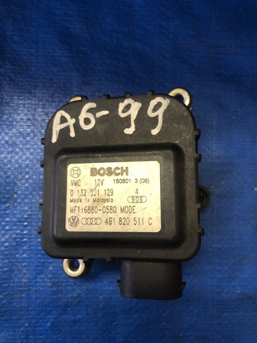 Электропривод заслонки отопителя Audi A6 C5 (1997—2001) б.у