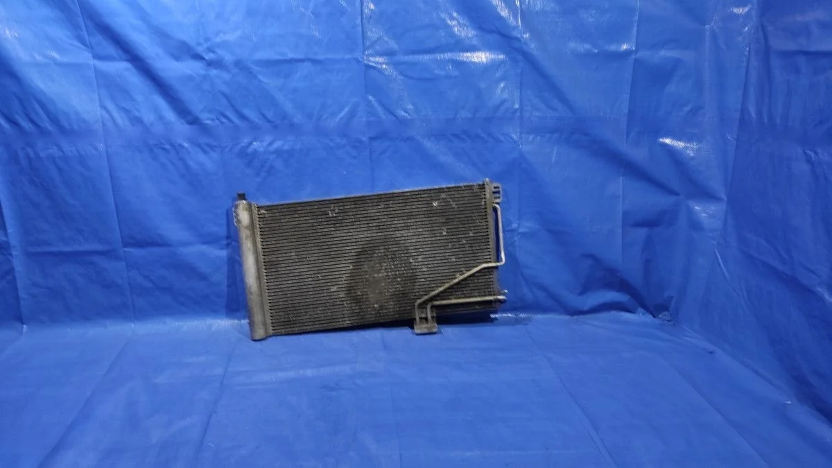 Радиатор кондиционера Mercedes-Benz C-класс W203/S203/CL203 (2000—2004) б.у