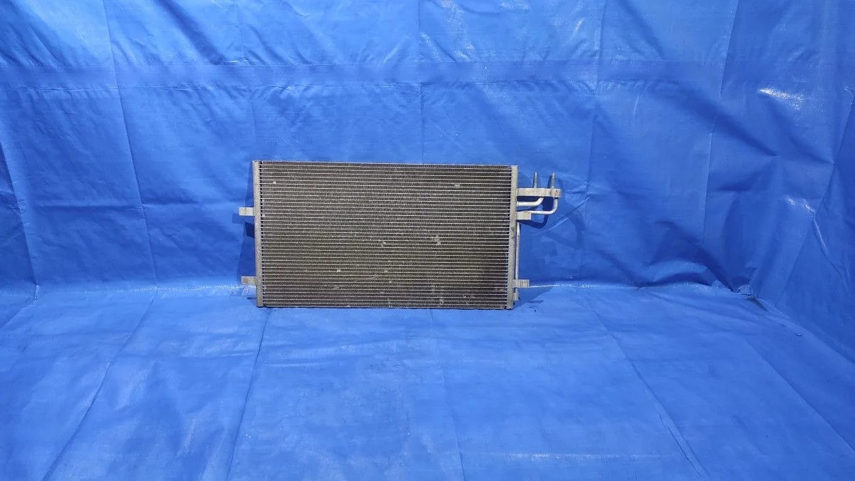 Радиатор кондиционера Ford Focus II (2005—2008) б.у