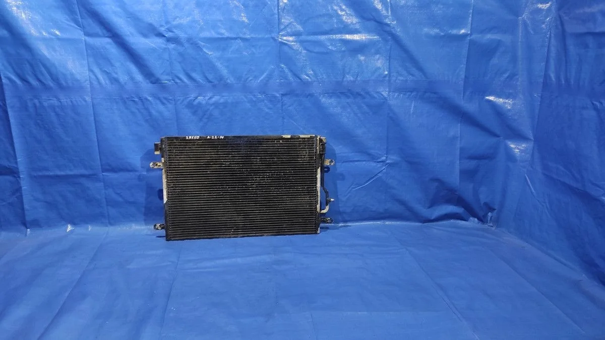 Радиатор кондиционера Audi A4 B6 (2000—2006) б.у