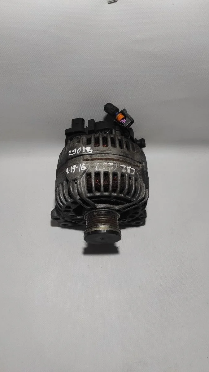 Генератор Octavia A5 1.2 BZB б.у