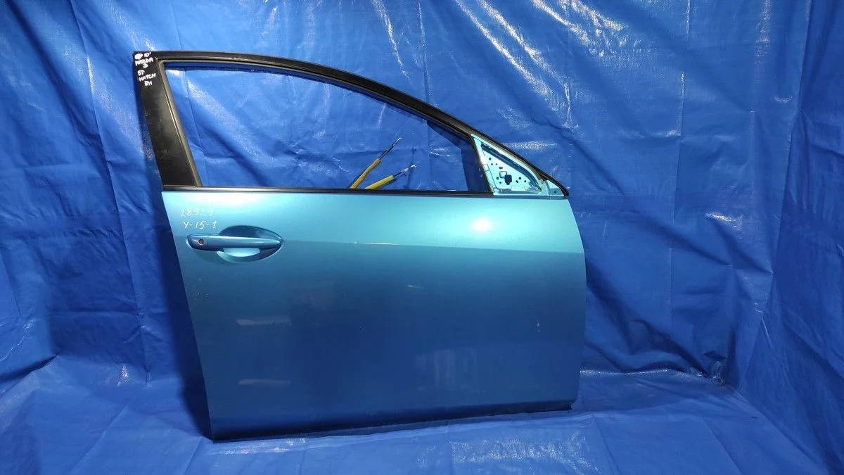 Дверь передняя правая Mazda 3 BL (2008—2011) б.у