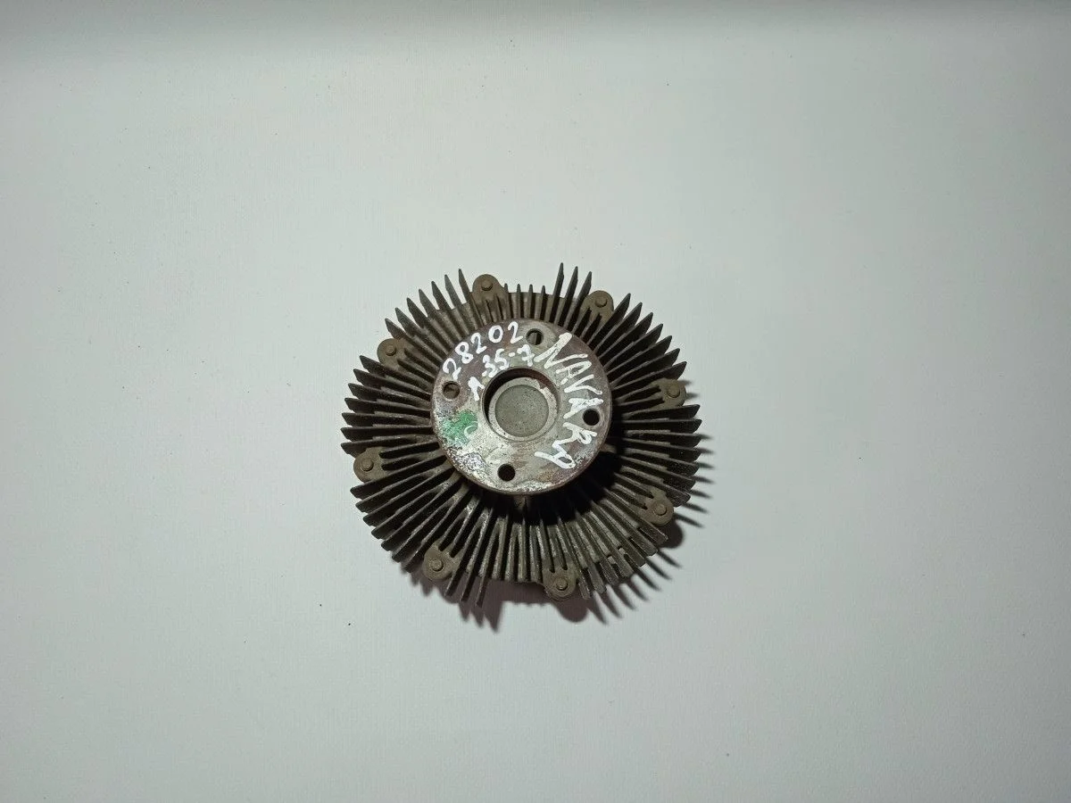 Вискомуфта вентилятора ( термомуфта ) Nissan Navara D40 (2004—2010) б.у