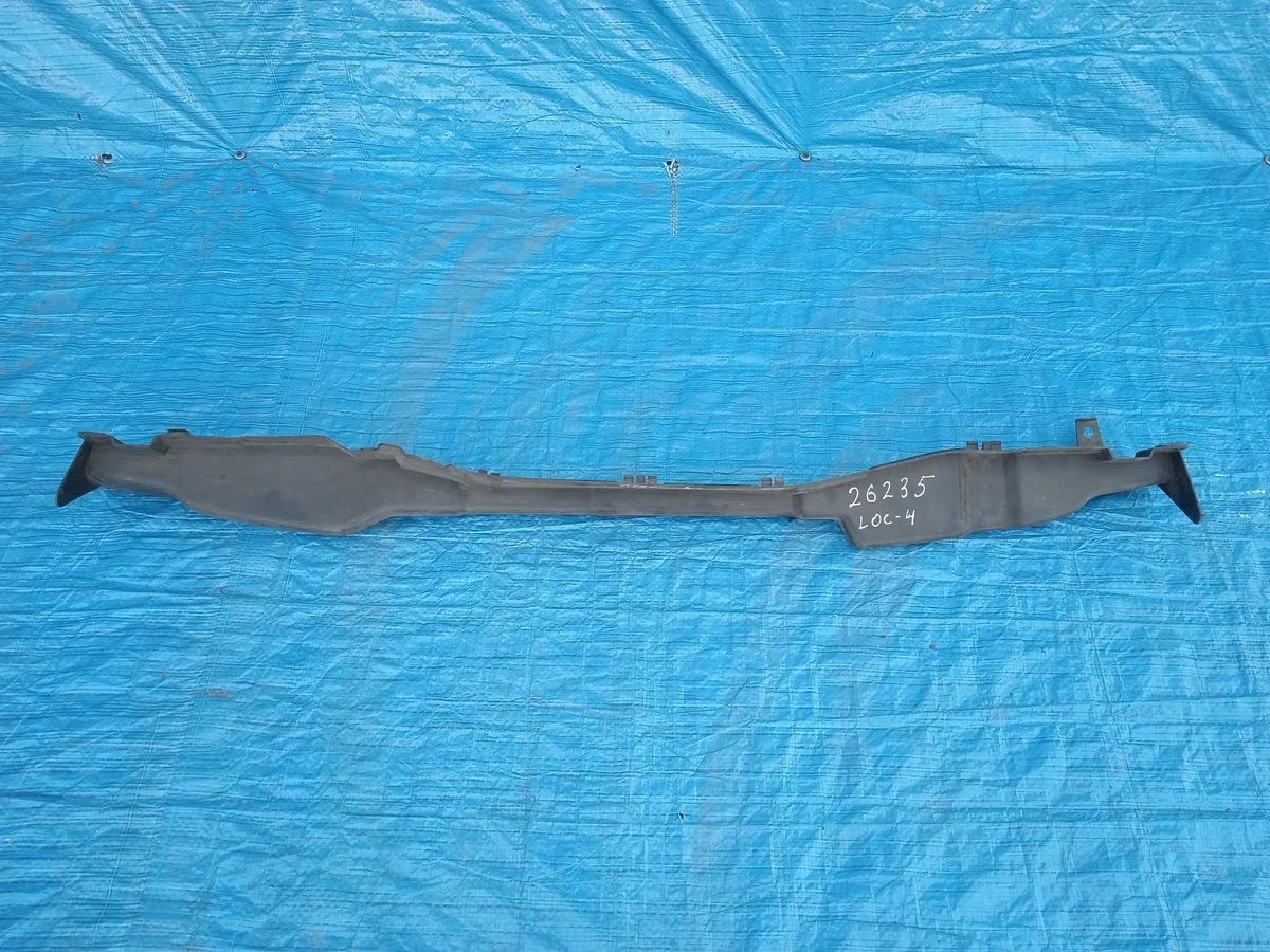 Кронштейн крепления заднего бампера центральный Nissan Note E11 рестайлинг (2008—2013) б.у