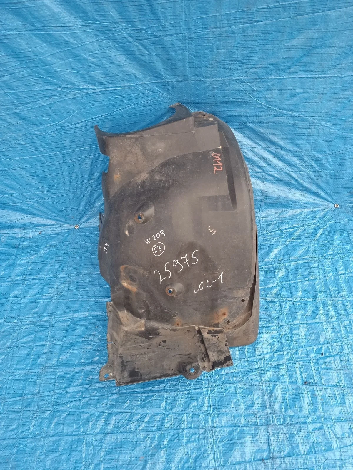 Локер передний правый Mercedes-Benz C-класс W203/S203/CL203 (2000—2004) б.у