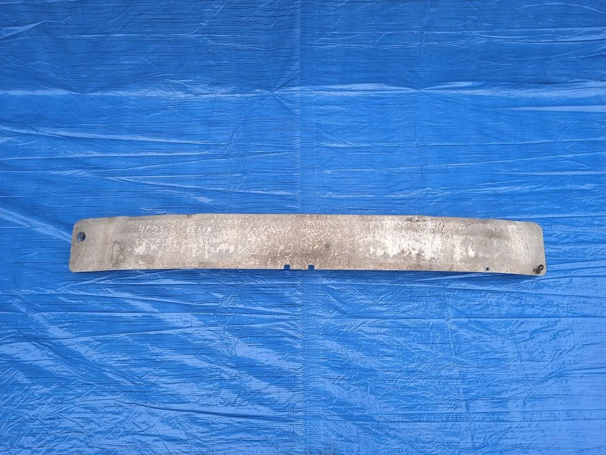 Усилитель переднего бампера Opel Corsa D (2006—2010) б.у