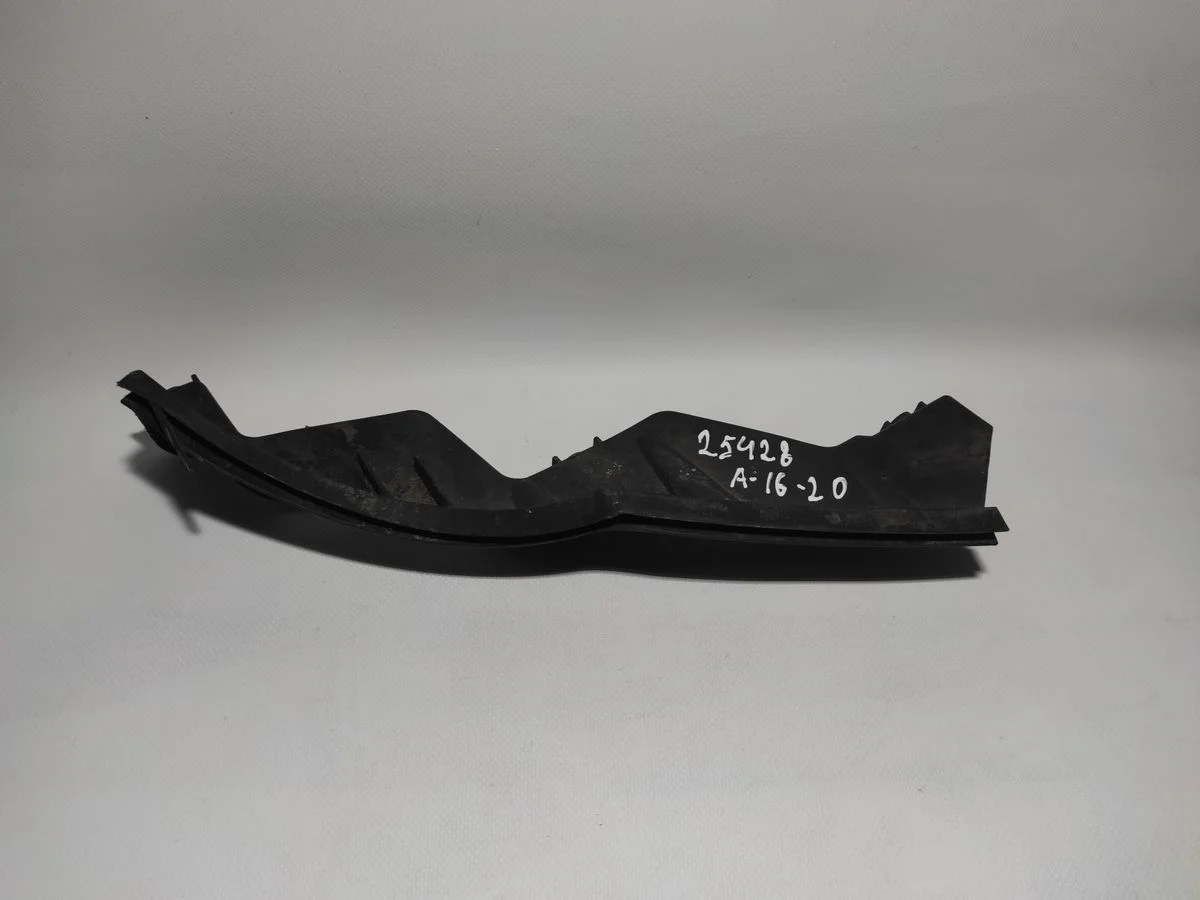 Кронштейн переднего бампера правый Volkswagen Passat B6 (2005—2010) б.у