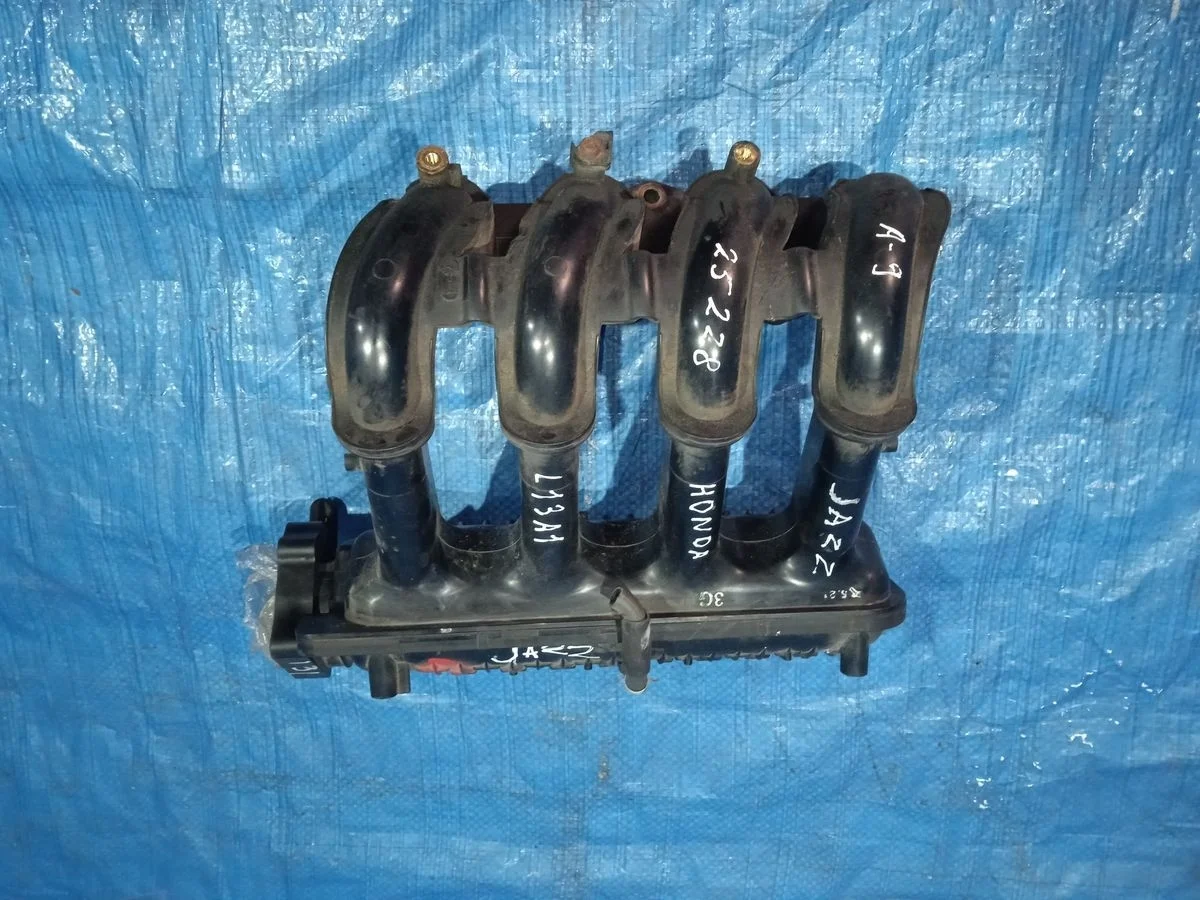 Коллектор впускной Honda Jazz GD (2001—2005) б.у