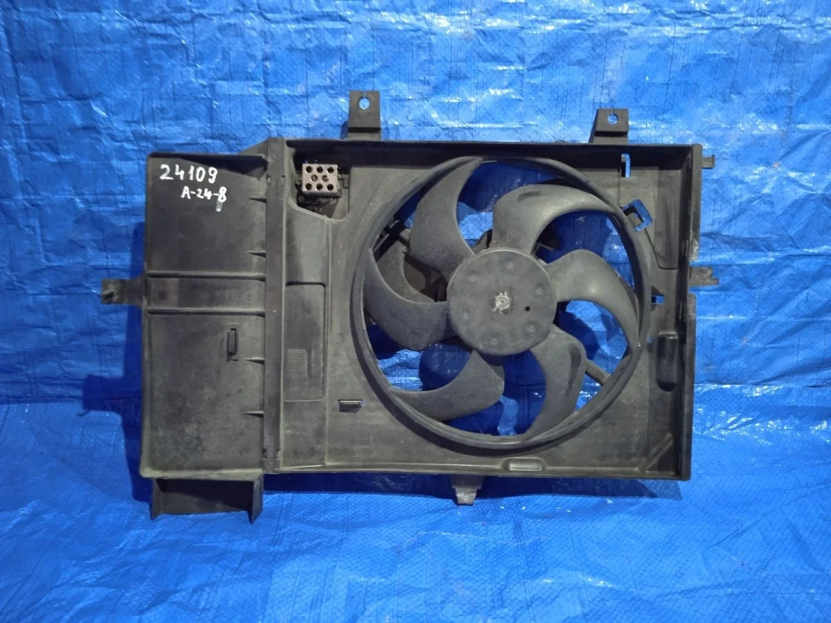 Вентилятор радиатора в сборе Nissan Note E11 рестайлинг (2008—2013) б.у