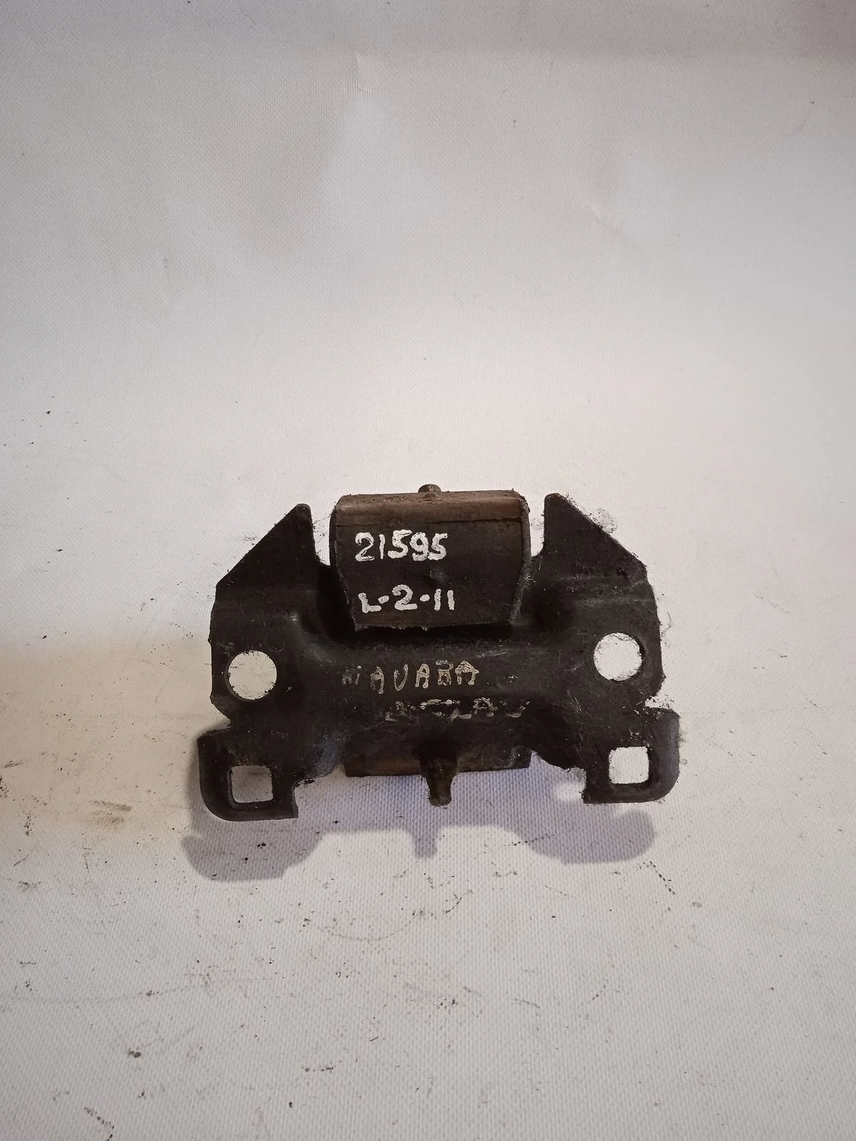 Опора ( подушка ) двигателя Nissan Pathfinder III (2004—2010) б.у