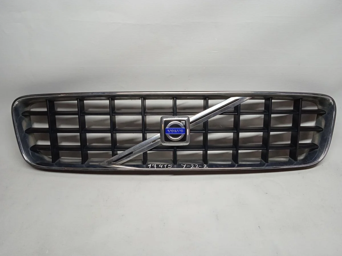 Решетка радиатора Volvo XC90 I (2002—2006) б.у
