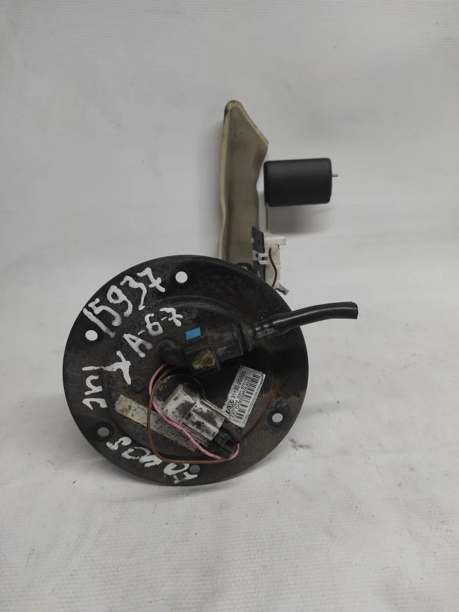 Датчик уровня топлива Hyundai Tucson I (2004—2015) б.у