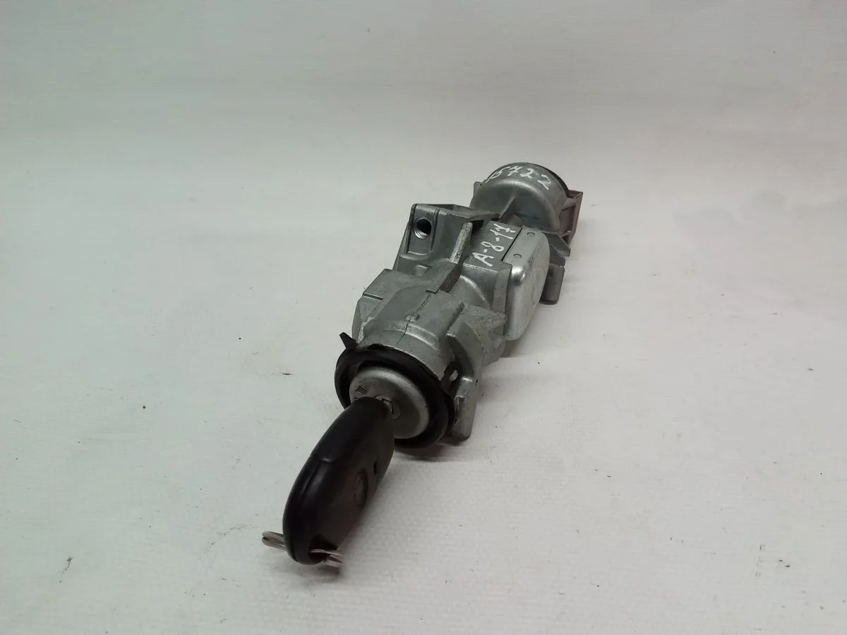 Замок зажигания Mazda 3 BK (2003—2006) б.у