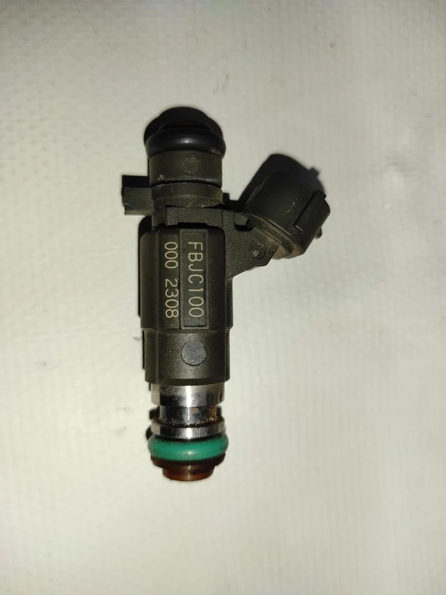 Форсунка инжекторная электрическая Nissan X-Trail I (2000—2007) б.у