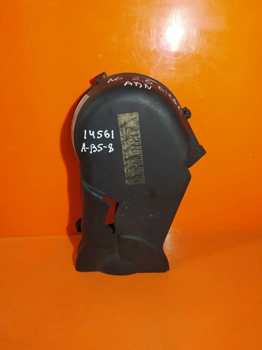 Крышка (кожух) ремня ГРМ Audi A6 Allroad Quattro C5 (2000—2006) б.у