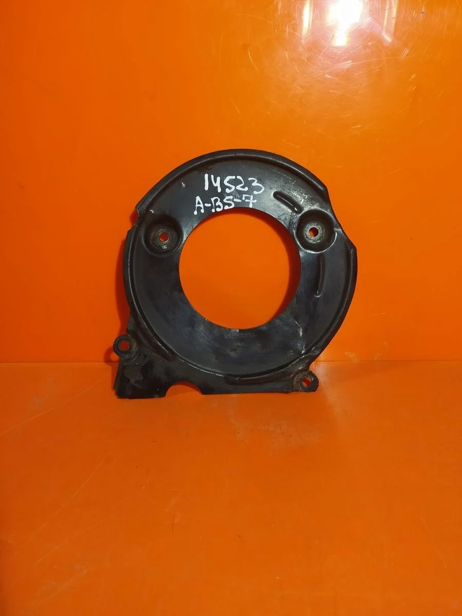 Крышка (кожух) ремня ГРМ Audi A6 C5 (1997—2001) б.у