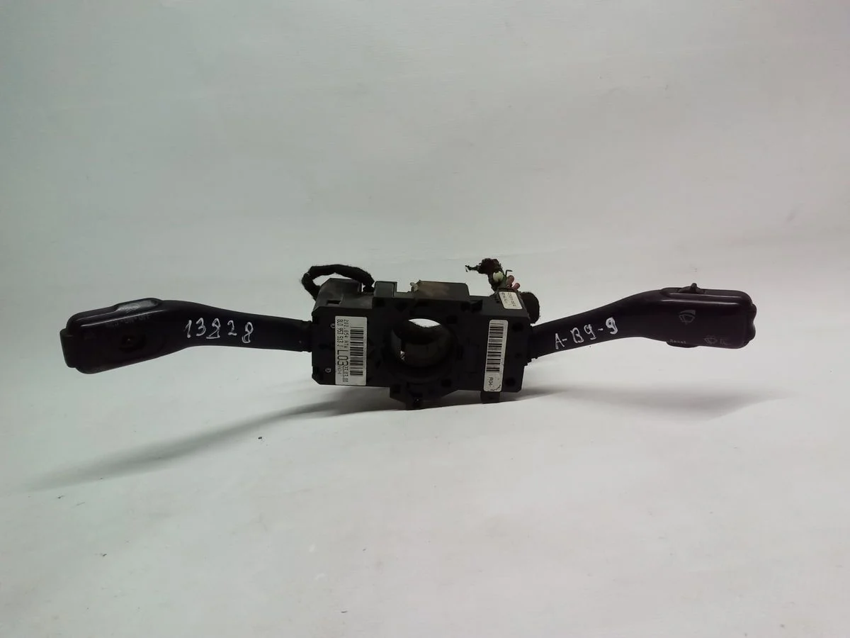 Блок подрулевых переключателей (стрекоза) Audi A6 Allroad Quattro C5 (2000—2006) б.у