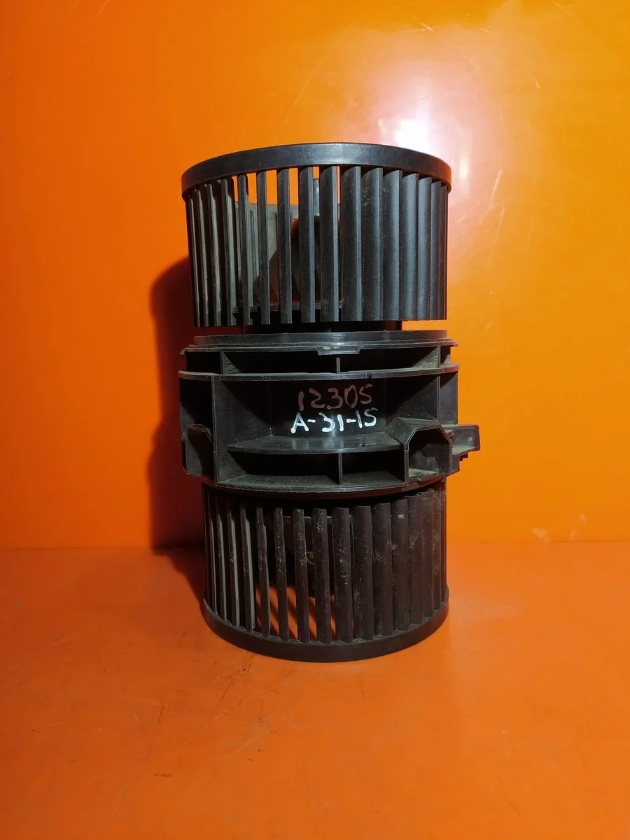 Двигатель отопителя (моторчик печки) Renault Fluence I (2009—2013) б.у