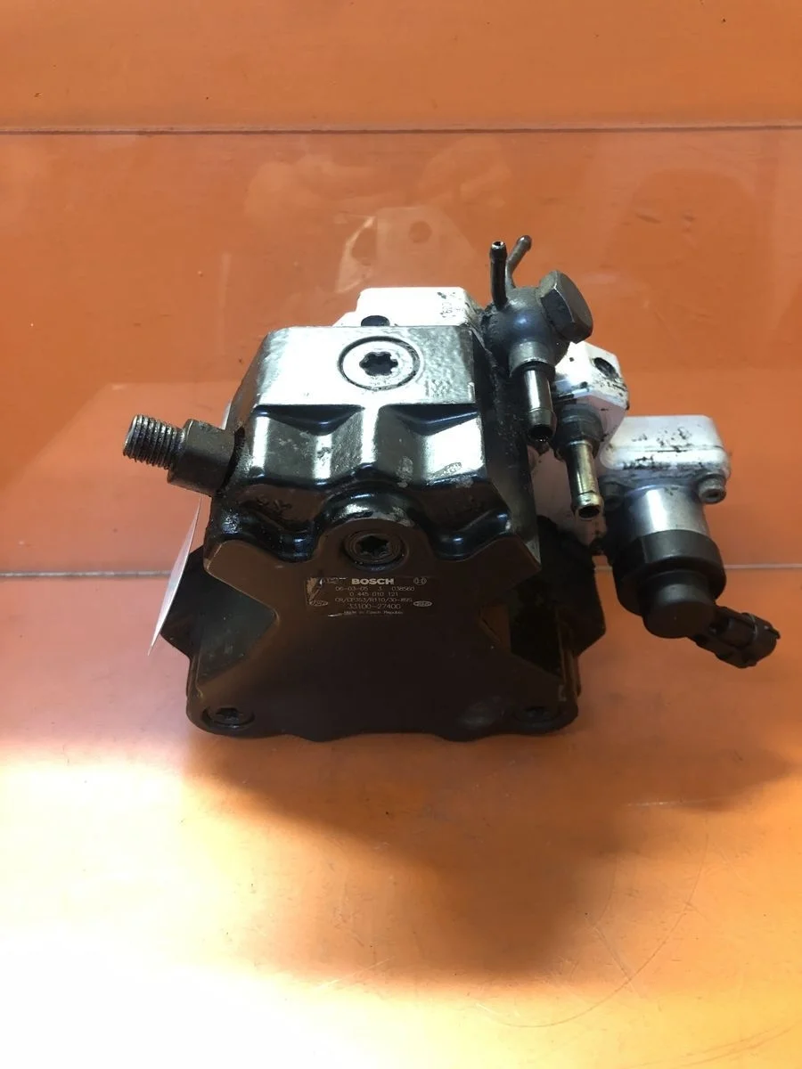 Насос топливный ( ТНВД ) Hyundai Santa Fe II (2005—2010) б.у