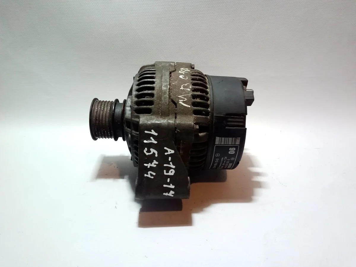 Генератор Mercedes-Benz C-класс W202/S202 (1993—1997) б.у