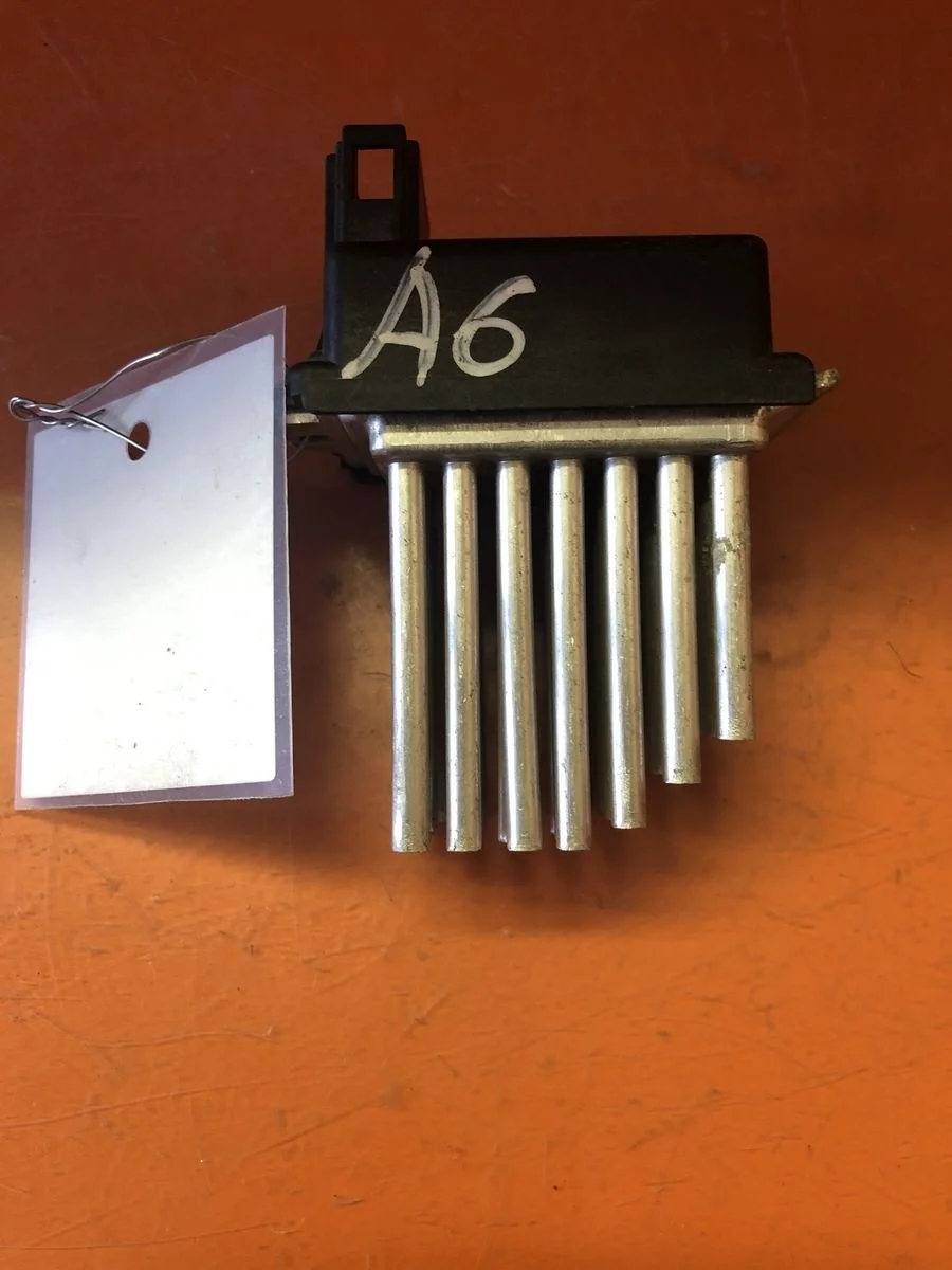 Резистор отопителя ( реостат,ёжик печки ) Audi A6 C5 (1997—2001) б.у