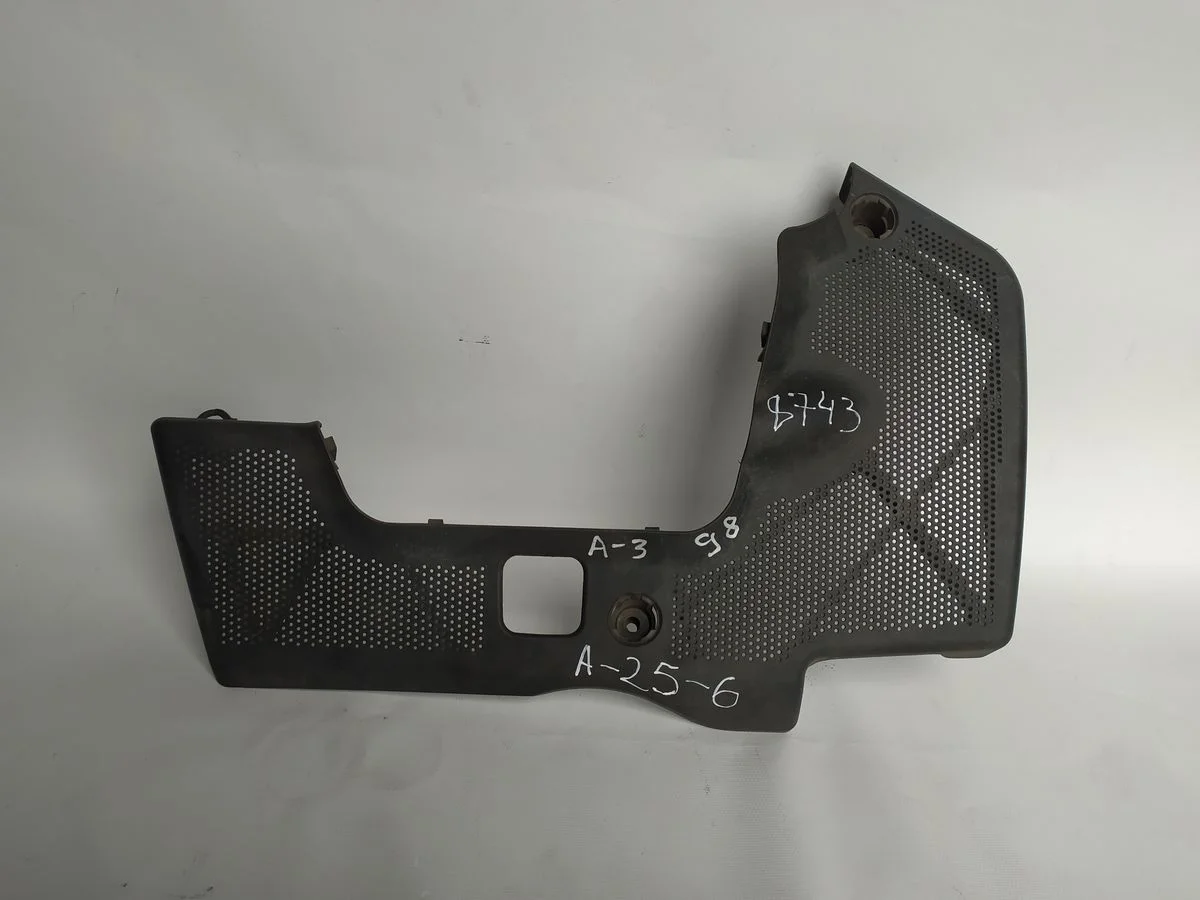 Накладка декоративная (на двс) Audi A3 8L (1996—2000) б.у