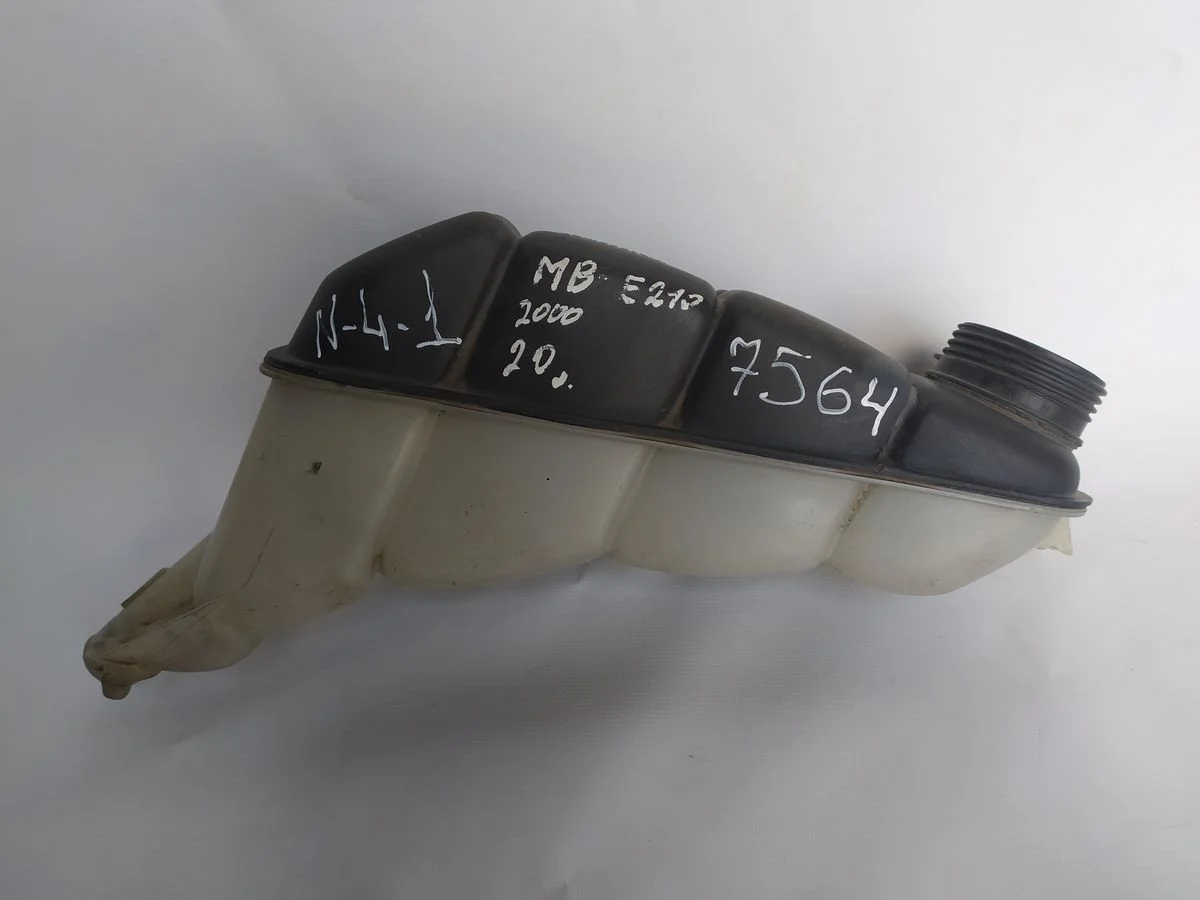 Бачок расширительный Mercedes-Benz E-класс W210/S210 (1995—1999) б.у