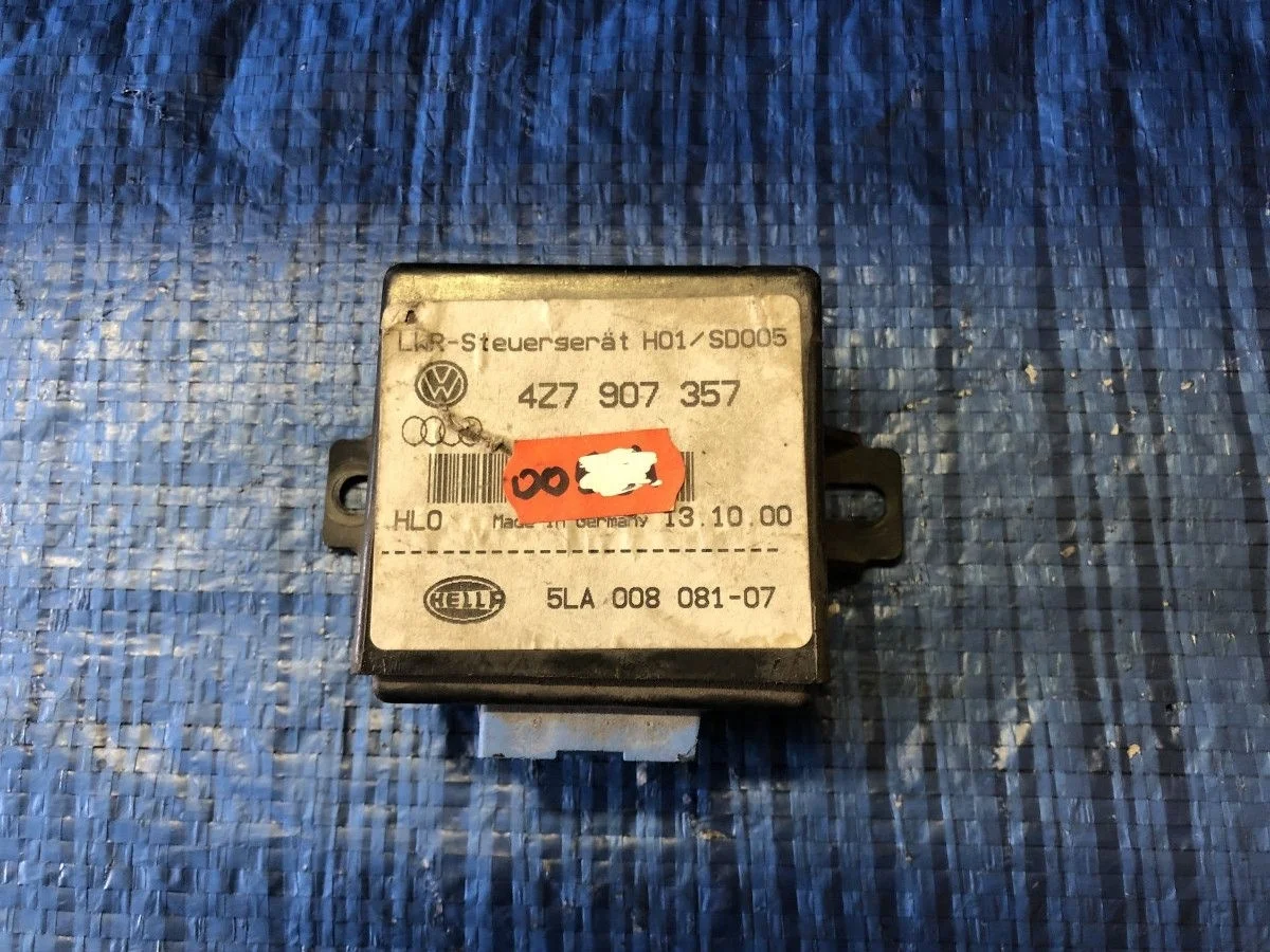 Блок управления светом Audi A6 Allroad Quattro C5 (2000—2006) б.у