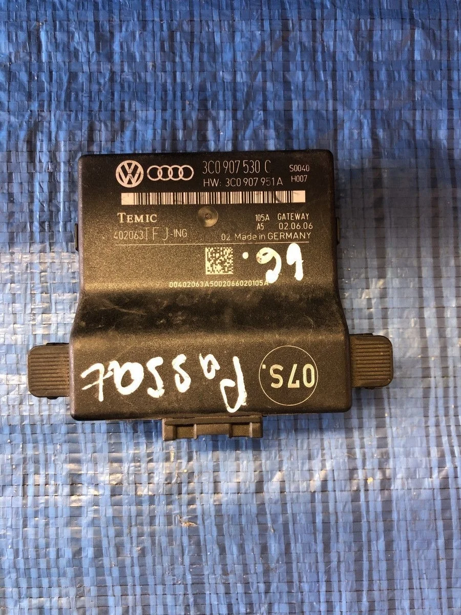 Блок электронный Volkswagen Passat B6 (2005—2010) б.у