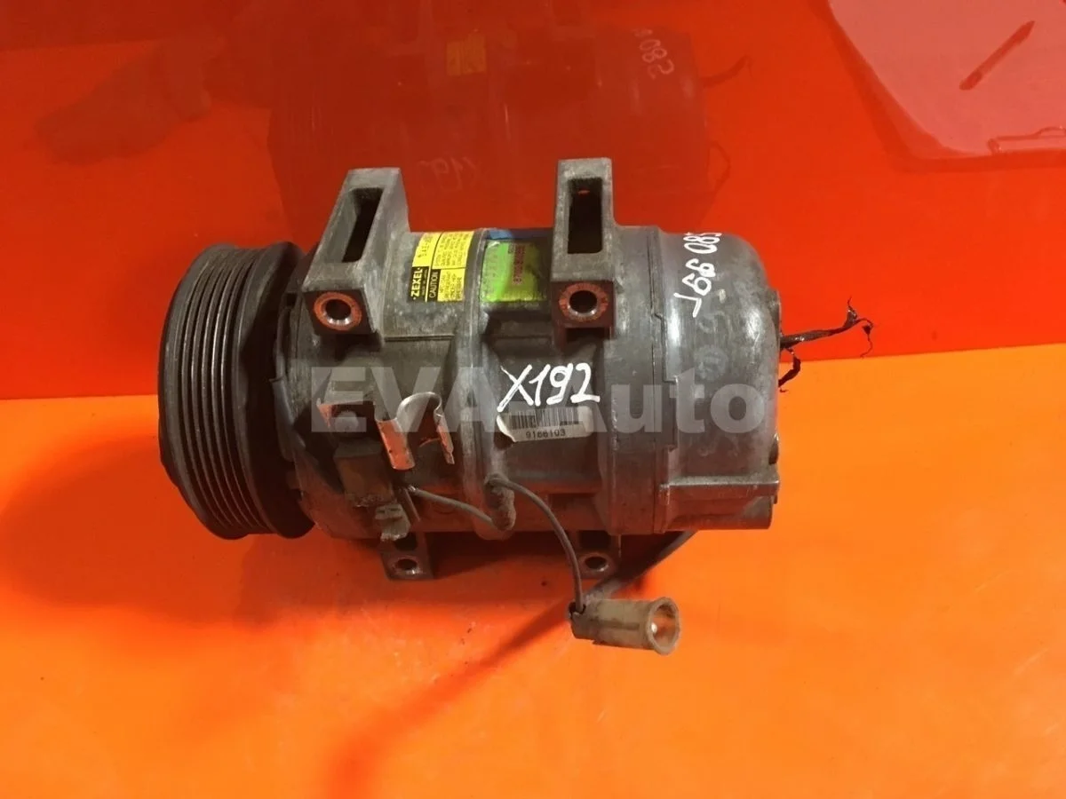 Компрессор кондиционера Volvo XC90 I (2002—2006) б.у