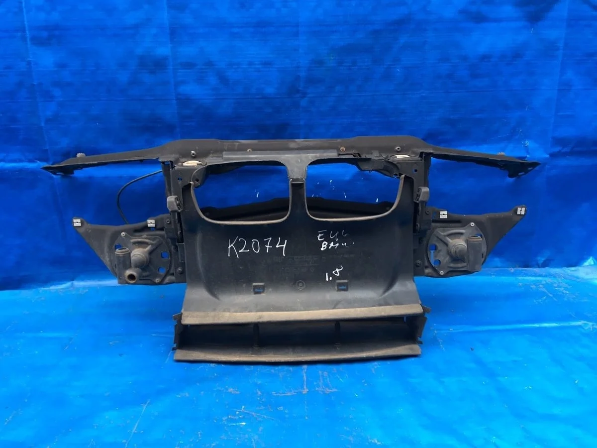 Панель передняя ( рамка ) BMW 3 серия E46 (1998—2003) б.у