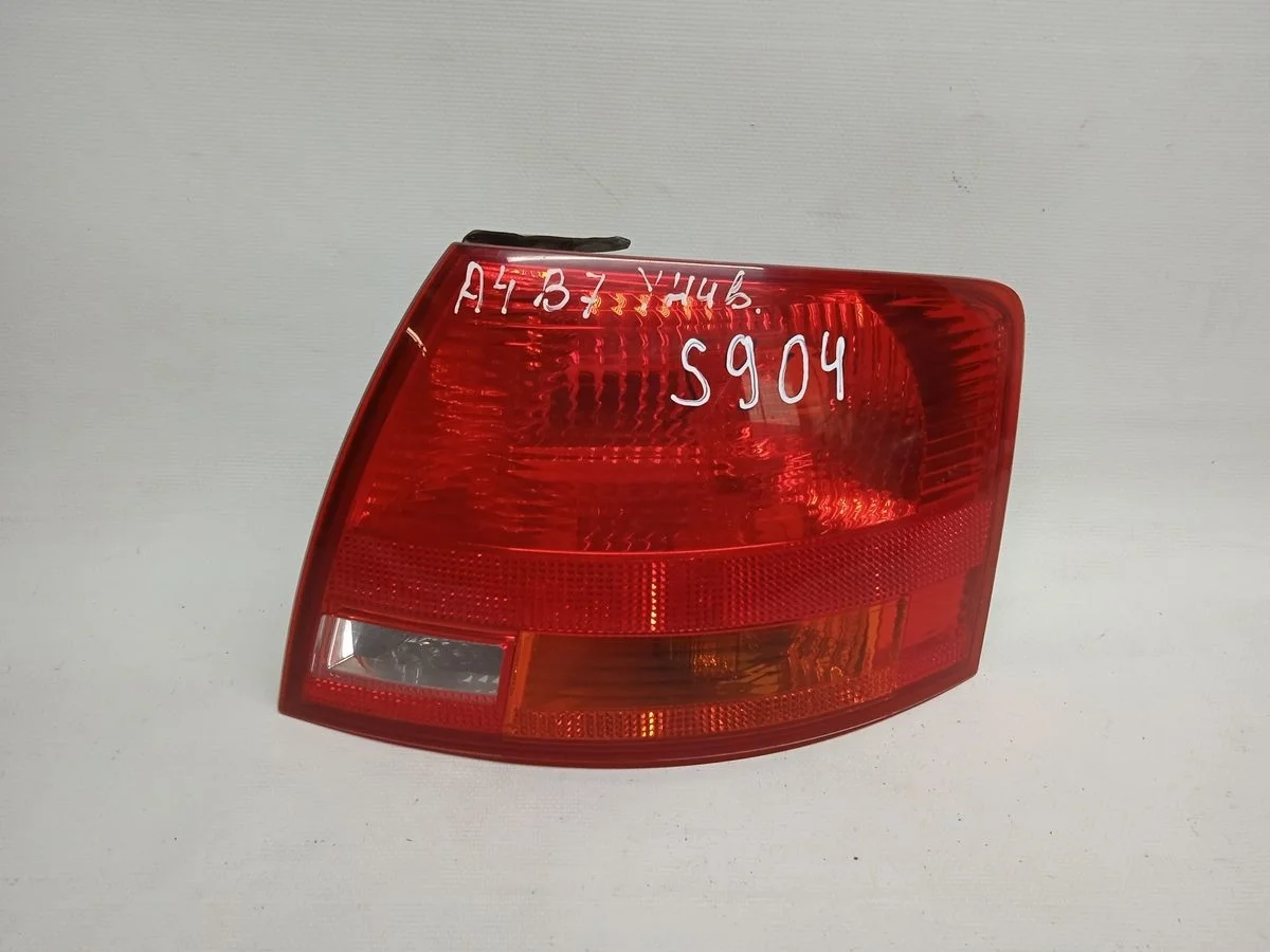 Фонарь задний наружный правый Audi A4 B7 (2004—2009) б.у