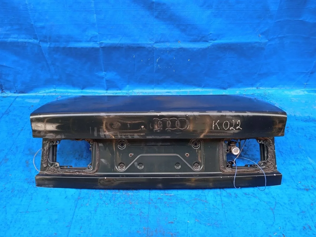 Крышка багажника Audi A6 C4 (1994—1997) б.у