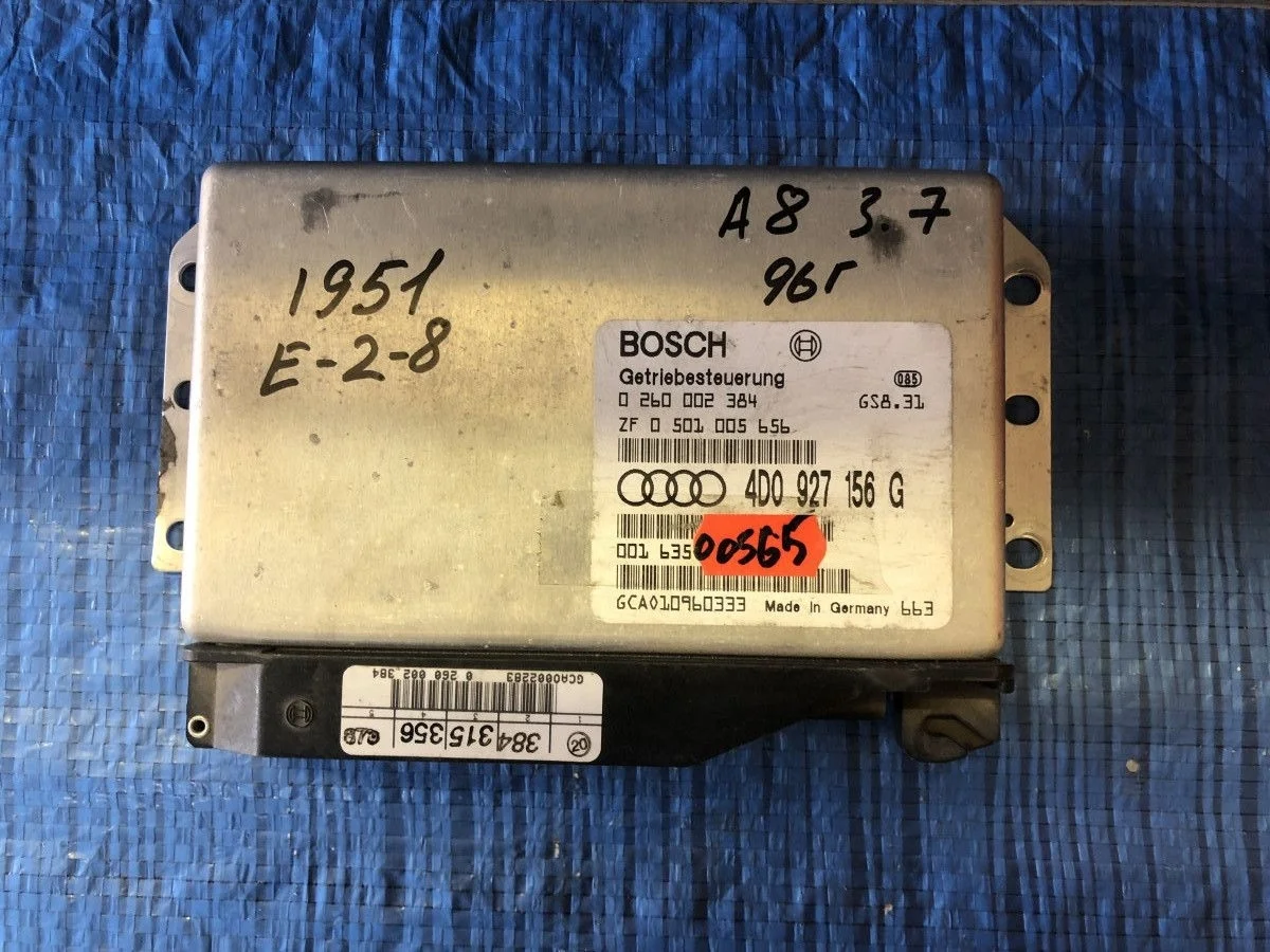 Блок управления АКПП Audi A8 D2 (1994—1999) б.у