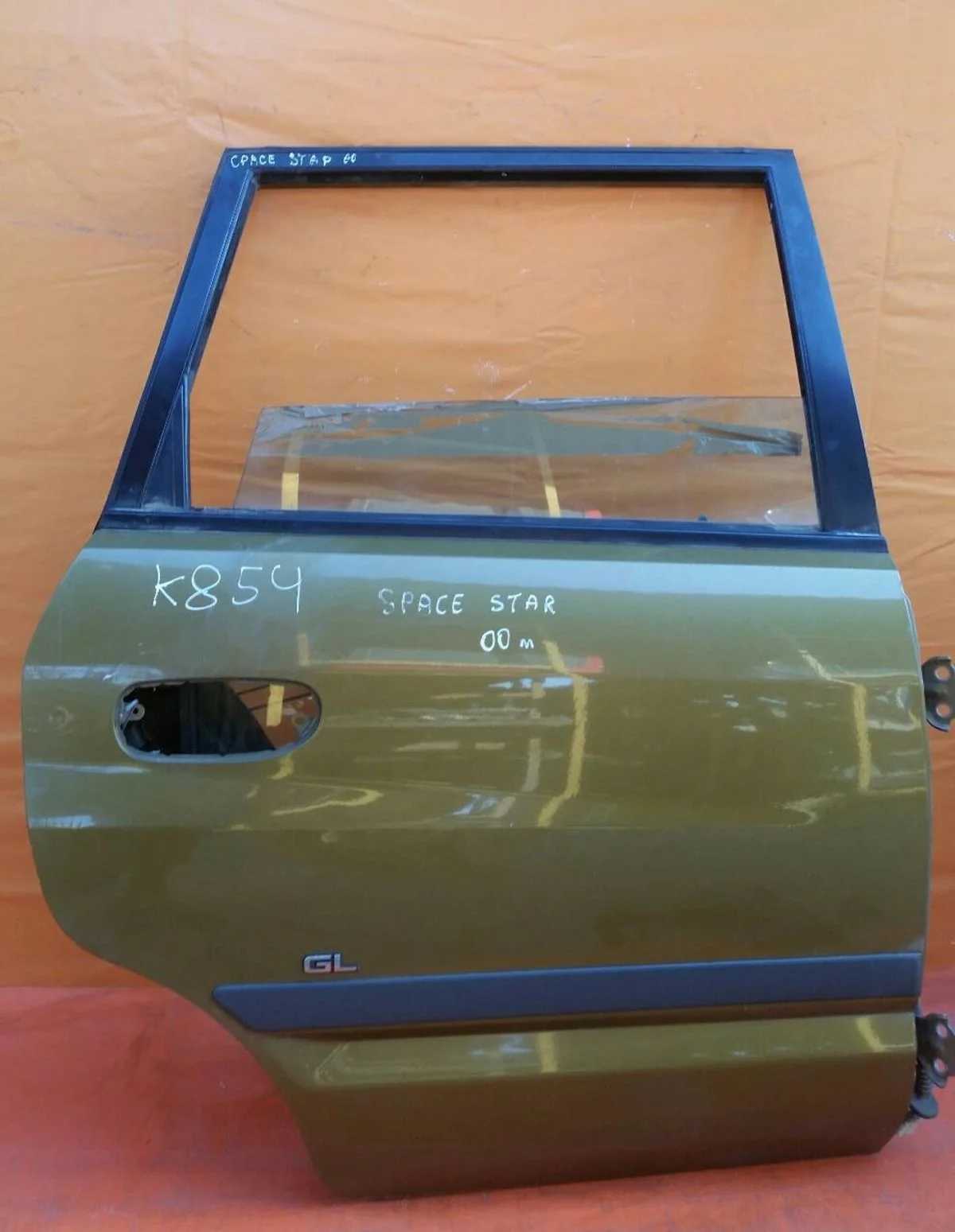 Дверь задняя правая Mitsubishi Space Star I (1998—2002) б.у