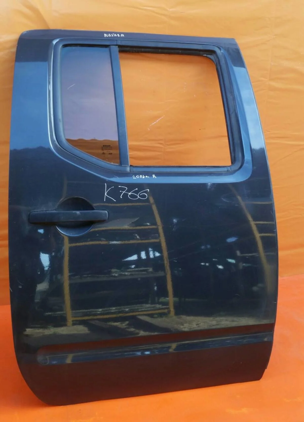 Дверь задняя правая Nissan Navara D40 (2004—2010) б.у