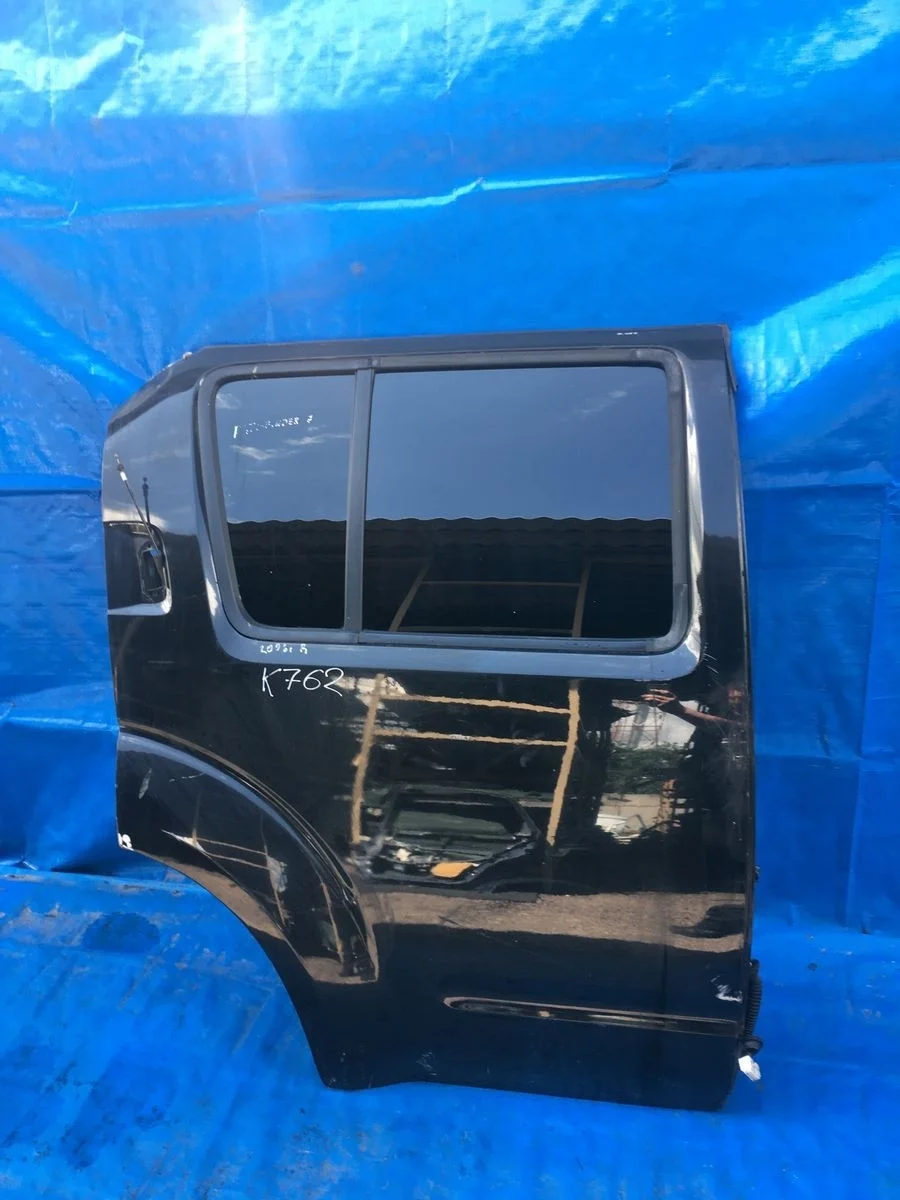 Дверь задняя правая Nissan Pathfinder III (2004—2010) б.у