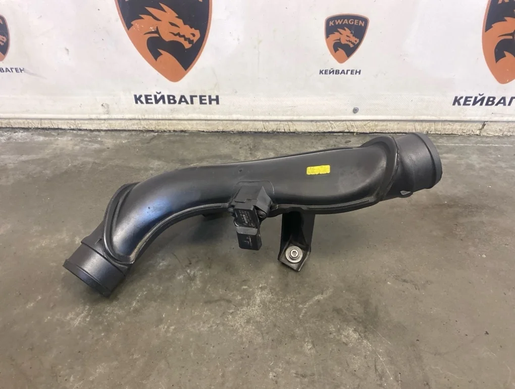 Патрубок интеркулера Volkswagen Transporter 2007 T5