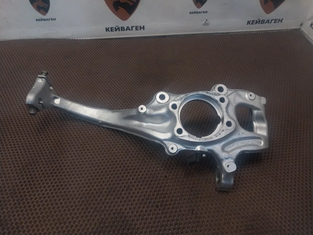 Кулак поворотный Audi A4 2010 B8