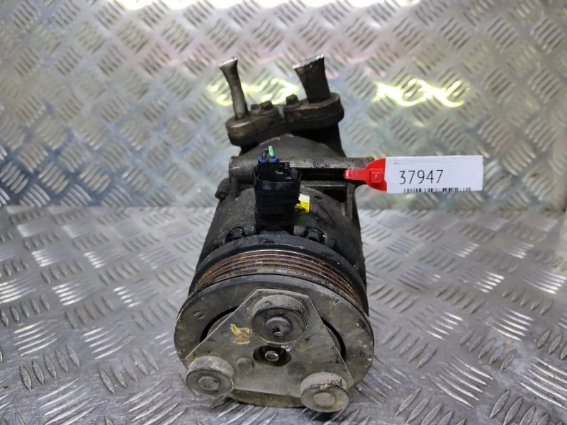 Компрессор кондиционера Ford Focus 2