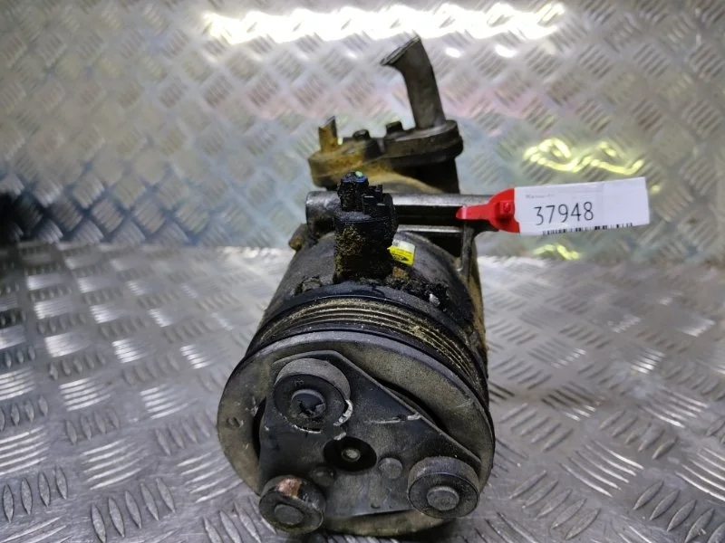 Компрессор кондиционера Ford Focus 2