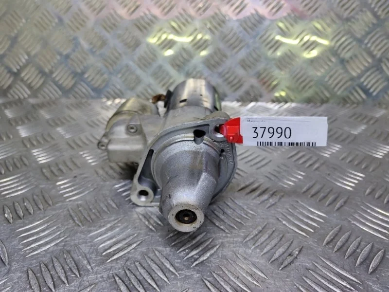 Стартер Mercedes-Benz