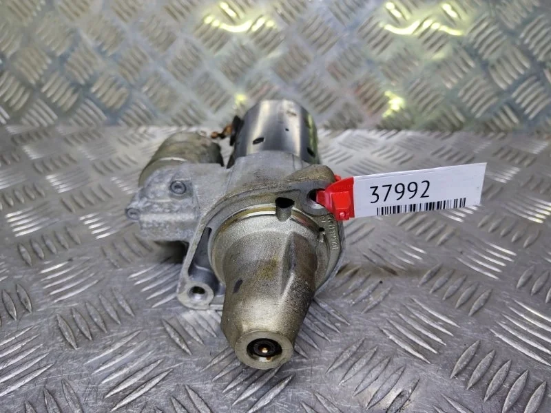 Стартер Mercedes-Benz