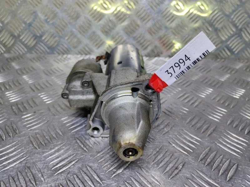 Стартер Mercedes-Benz