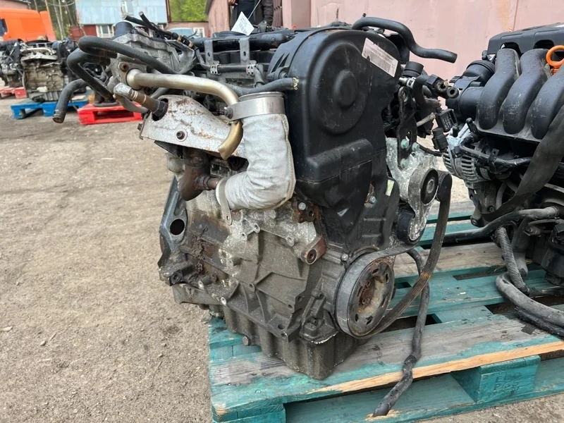 Двигатель Volkswagen Golf AXW 2.0FSI