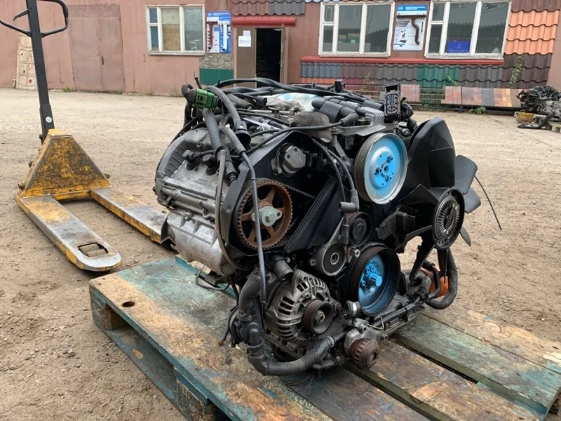 Двигатель Audi A4 BDV 2.4I