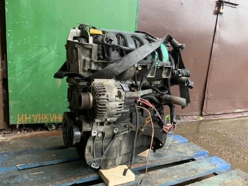Двигатель Renault Scenic K4M812 1.6I