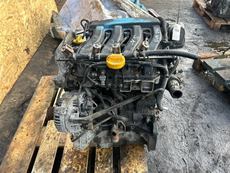 Двигатель Renault Megane 2 K4M794 1.6I