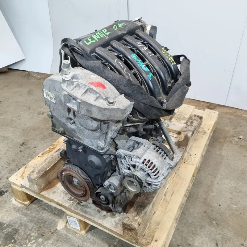 Двигатель Renault Scenic 2 K4MT782 1.6I